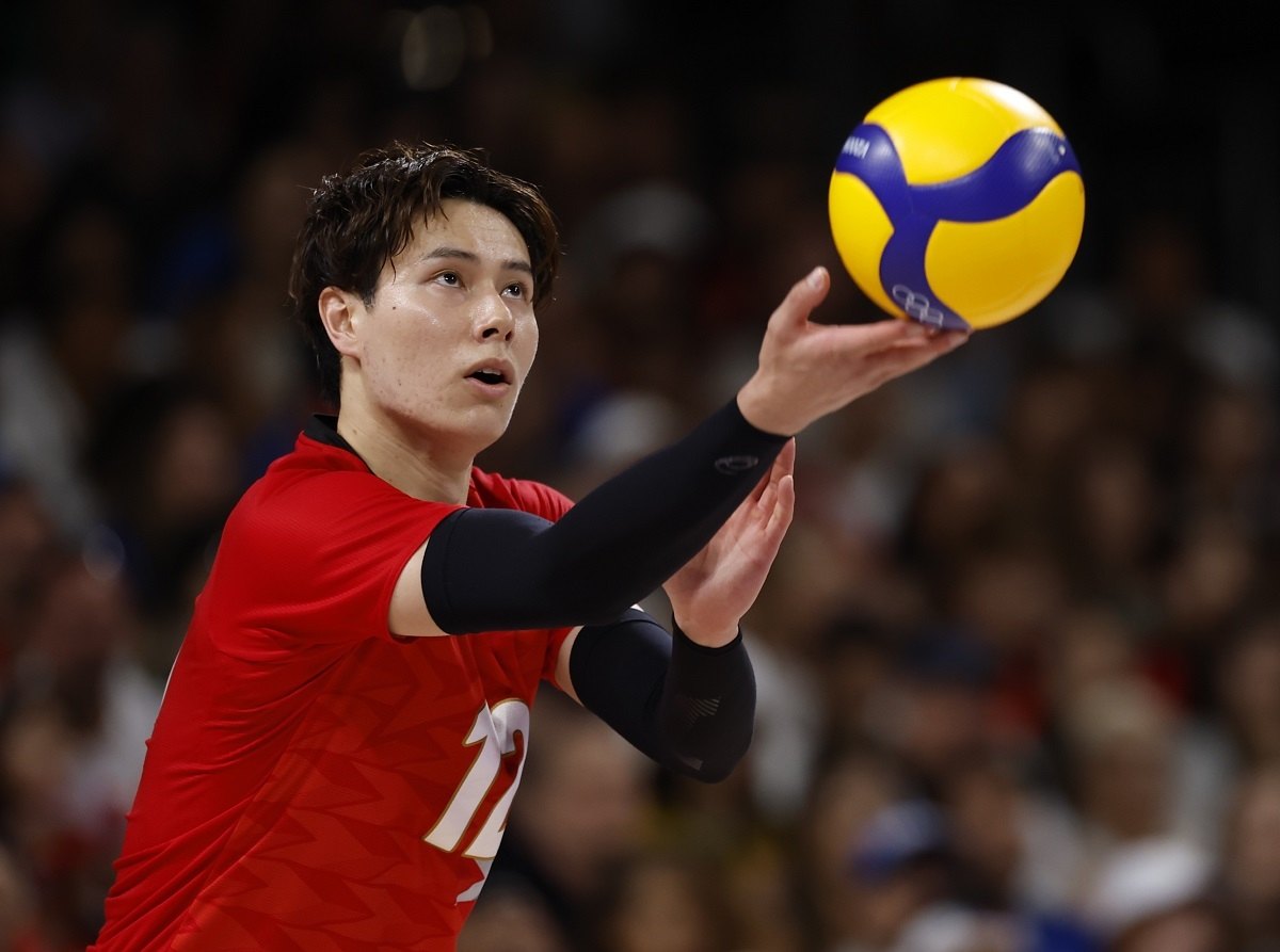 Volleyball Action Hero Image